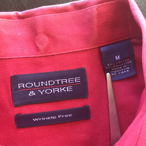 Roundtree & Yorke mens size M red long sleeved dress shirt - Picture 5 of 5